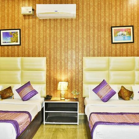 Hotel Hk Continental Αμριτσάρ Εξωτερικό φωτογραφία