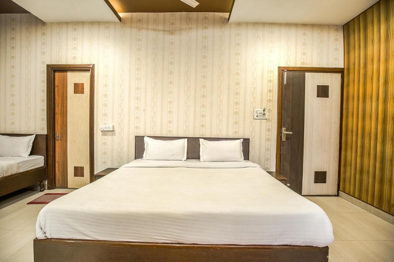 Hotel Hk Continental Αμριτσάρ Εξωτερικό φωτογραφία