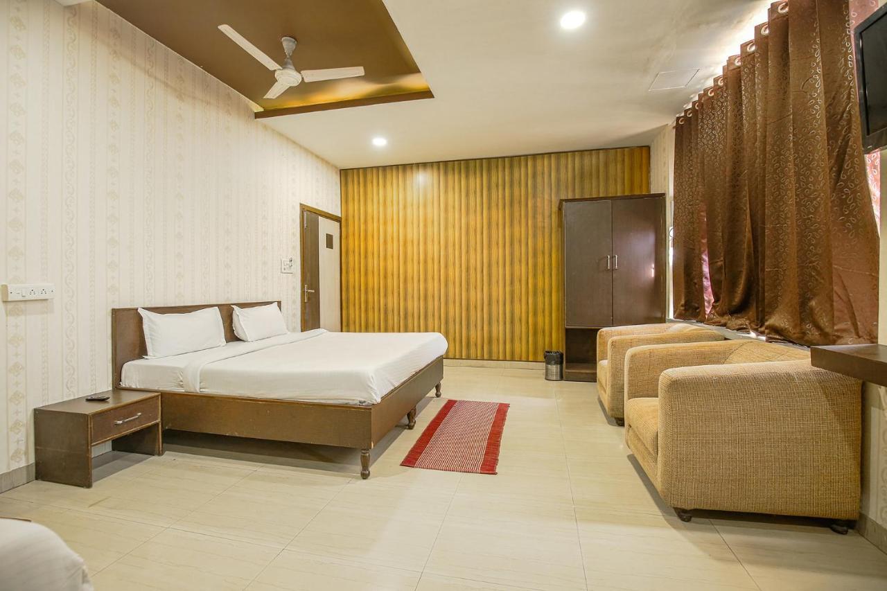 Hotel Hk Continental Αμριτσάρ Εξωτερικό φωτογραφία