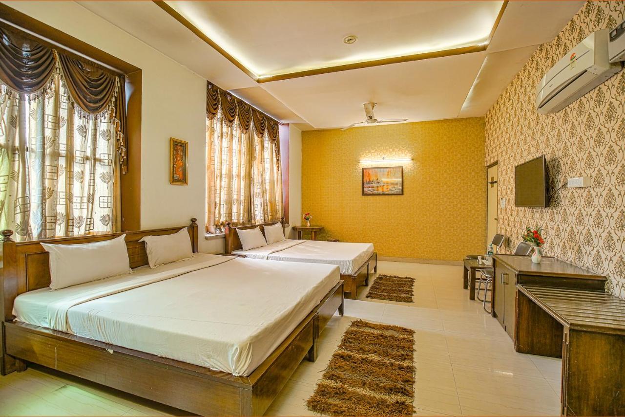 Hotel Hk Continental Αμριτσάρ Εξωτερικό φωτογραφία
